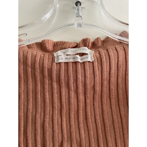 UO Rory Ruffle Shrunken Cardigan - Picture 5 of 6